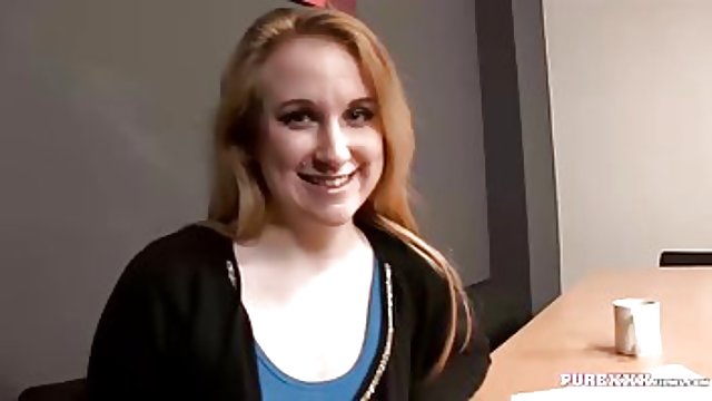 En iyi porno hiçbir kayıt Üç pohotne kız var orgiju adamla pornoporno havuzda