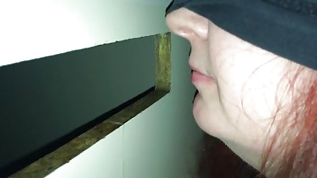 En iyi porno hiçbir kayıt Harika bir kız, eski porno soyunma odasında