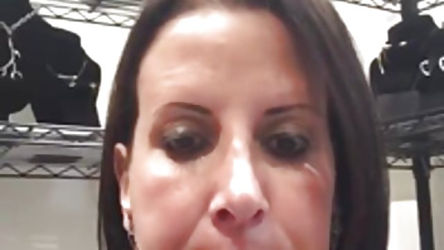 En iyi porno hiçbir kayıt Busty öğretmen yanması porno külotlu çorap