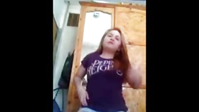 En iyi porno hiçbir kayıt Köpek sahibi para cezası ve bir kız onun porno hizmetçi kuracem.