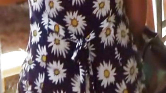 En iyi porno hiçbir kayıt Masaj porno öğretmen dönüştü lezbiyen bebek