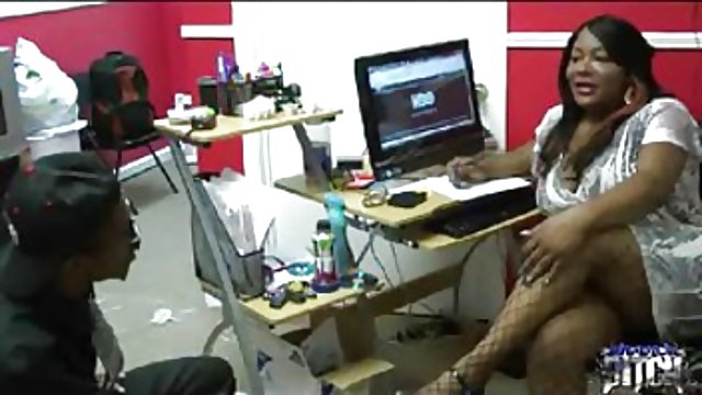 En iyi porno hiçbir kayıt Güzel pornića ve becerikli bir kız ücretsiz önizleme seks filmleri