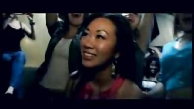 En iyi porno hiçbir kayıt İnce esmer, cesaretle oynayarak porno yeni ikinci izabranicom