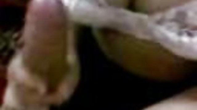 En iyi porno hiçbir kayıt Adam acı çekiyor, bedava porno, yüzünde onun kız