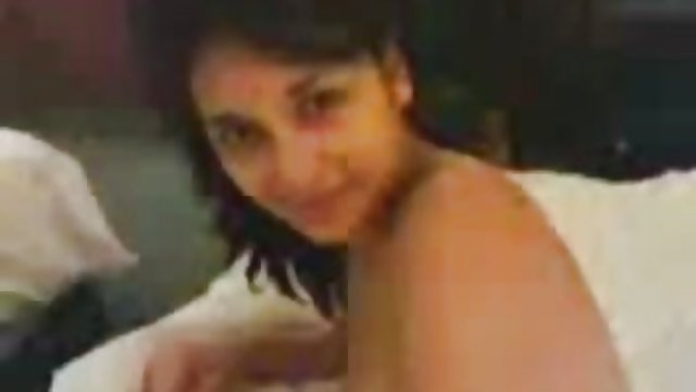 En iyi porno hiçbir kayıt İyi bakımlı sarışın tutkuyla geçer büyük klitoris banyoda erkek porno