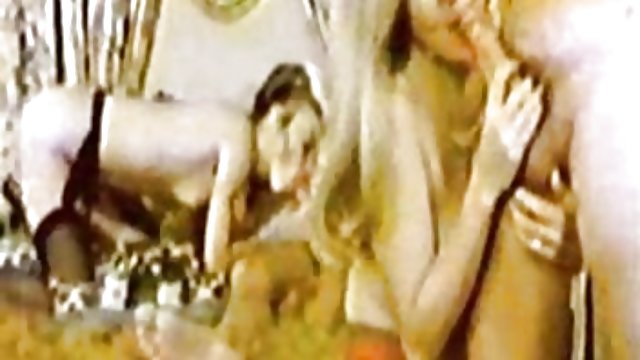 En iyi porno hiçbir kayıt Unutulmaz lezbiyen porno oyun havuzunda porno ile gospodjama deneyimli kız